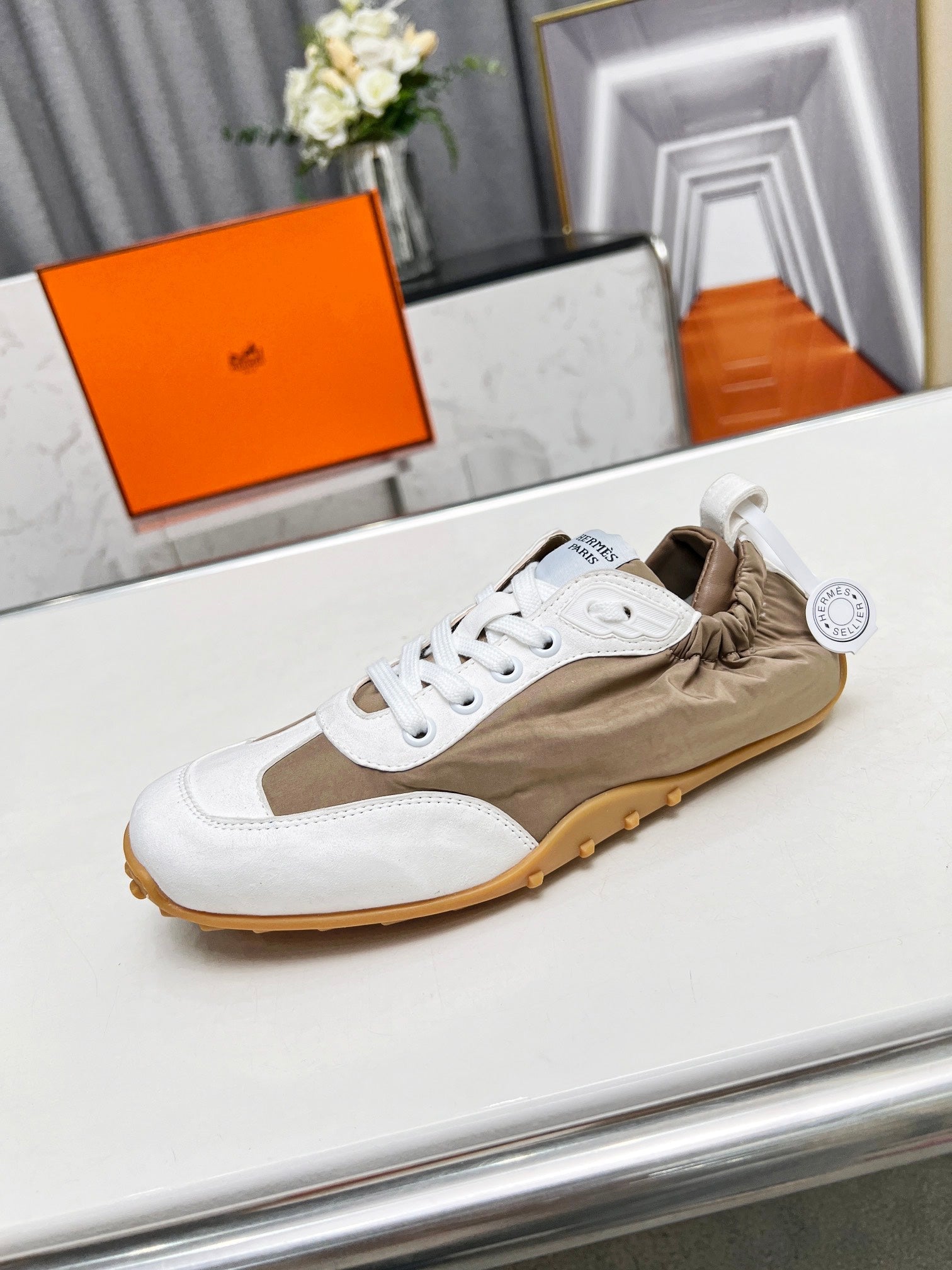 SKATEBOARD SHOES BROWN MIX WHITE SUEDE