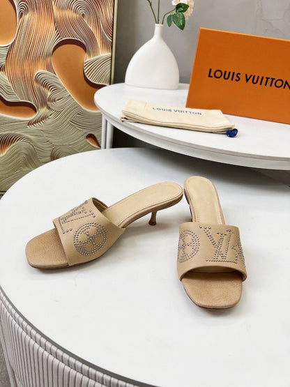 HIGH MULE IN CAMEL BEIGE LAMBSKIN WITH RHINSTONES 55 MM