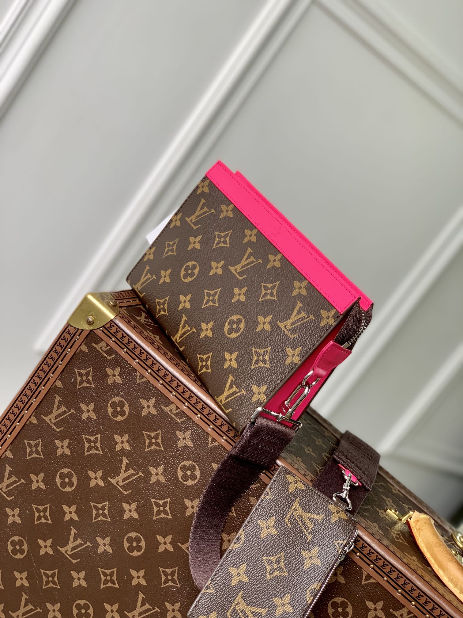 GASTON WEARABLE WALLET 18 IN BROWN MONOGRAM CANVAS MIX PINK CALFSKIN