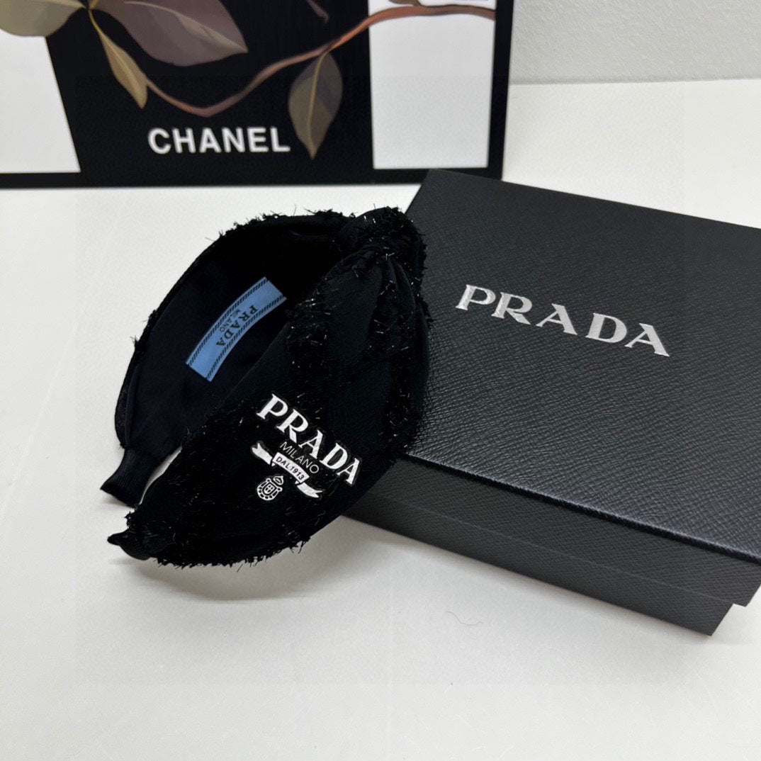 HAIRBAND IN BLACK FABRIC 381468
