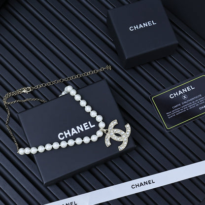 25P PEARL NECKLACE IN LIGHT GOLD STAR & HEART DOUBLE C PENDANT