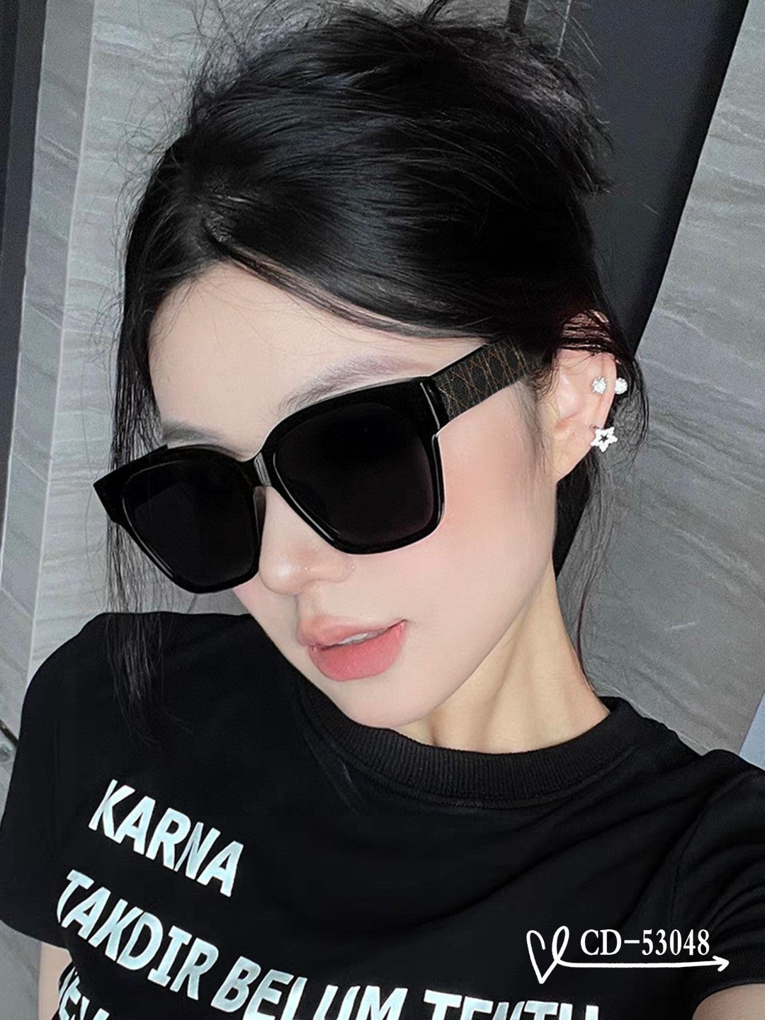 MONTAIGNE SUNGLASS 53048 IN ACETATE