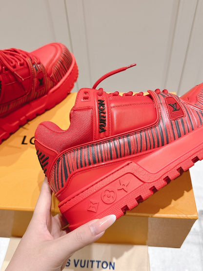 LV TRAINER MAXI LV X PARK SEO-BO IN RUBY RED CALFSKIN