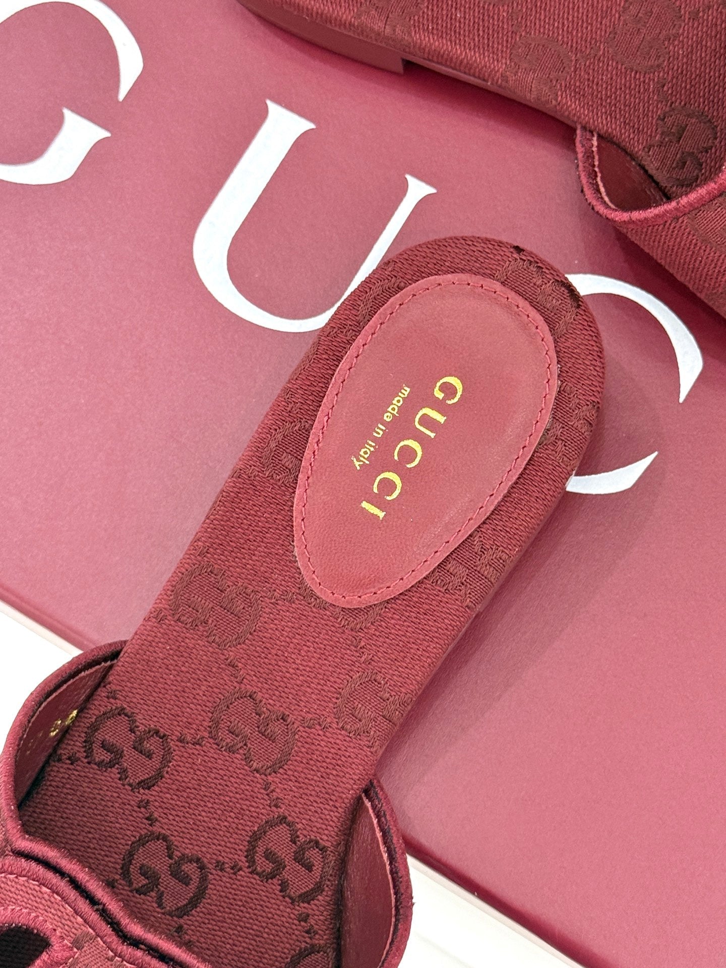 SLIDE SANDALS IN RED FABRIC EMBOSSED LOGO STYLE 4