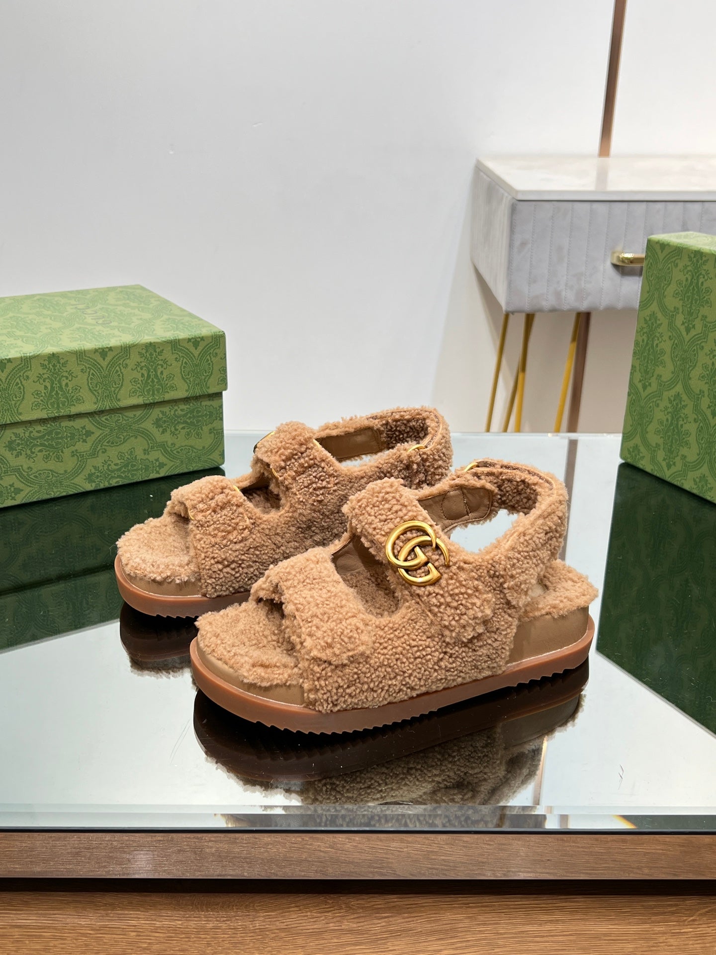 DAD SANDALS IN CIDER BROWN FLEECE WITH GOLD HARDWARE