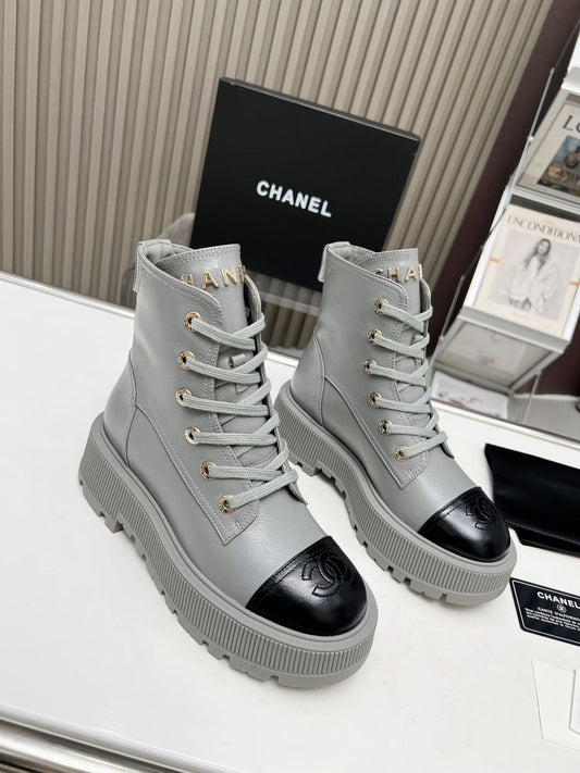 SHORT BOOTS IN SLATE GREY MIX BLACK COWHIDE