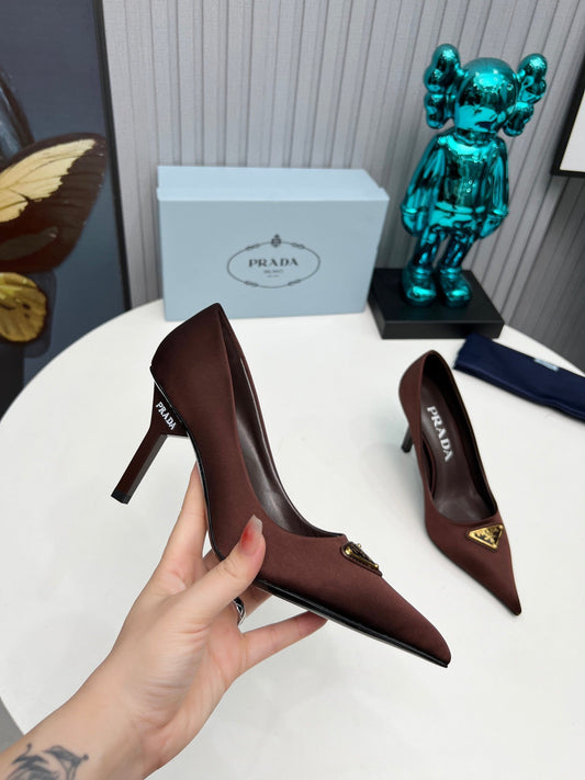 HIGH-HEEL PUMPS IN CHOCOLATE BROWN SATIN