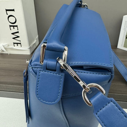 LOE PUZZLE 33 BAG IN COBALT BLUE CALFSKIN