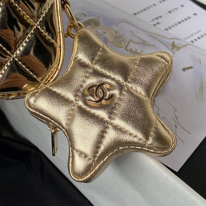 CC 20 FLAP BAG IN GOLDEN METALLIC CALFSKIN WITH STRAP