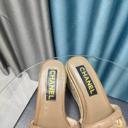 WEDGE CAMEL BEIGE SHEEPSKIN