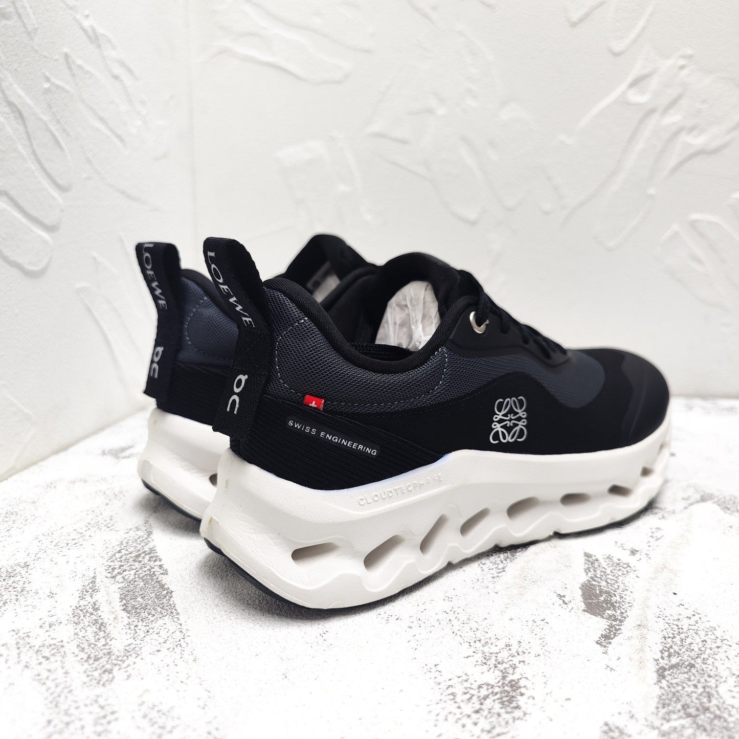 CLOUDTILT 2.0 SNEAKER IN BLACK CALFSKIN AND BREATHABLE MESH