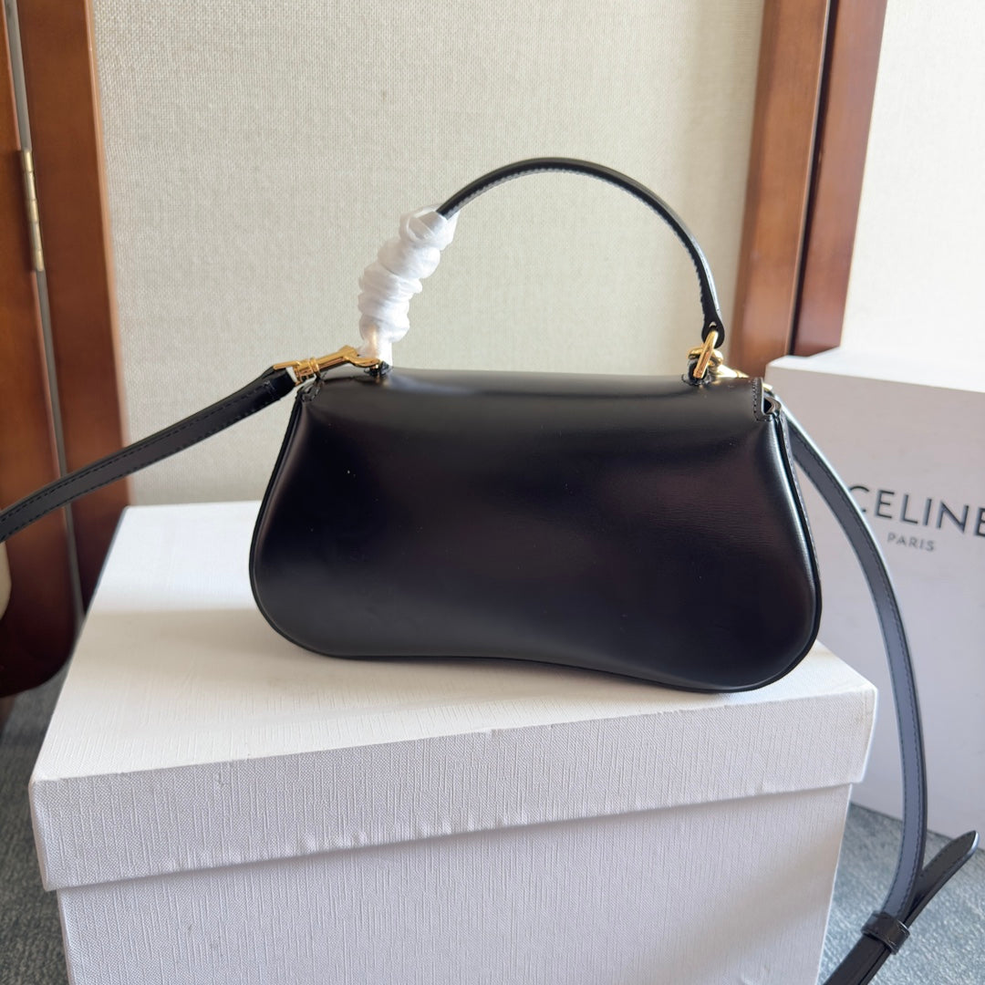TEEN LOLA 20 IN BLACK CALFSKIN GOLD HARDWARE
