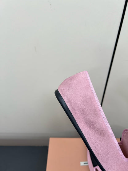LOAFERS WITH BOW IN PINK SUEDE