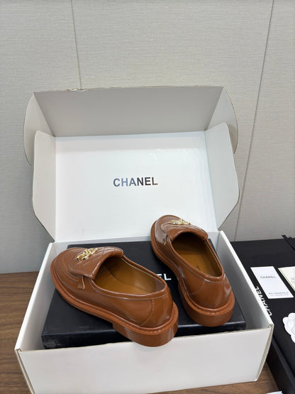 MOCCASIN 2.5 CM IN GINGERBREAD BROWN PREMIUM LAMBSKIN