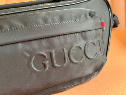 LARGE BELT BAG 34 IN BLACK CANVAS GREEN AND RED WEB DETAIL