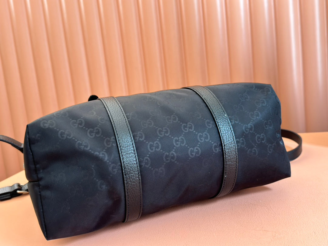 NYLON LINE TOTE BAG 34.5 IN BLACK GG CANVAS