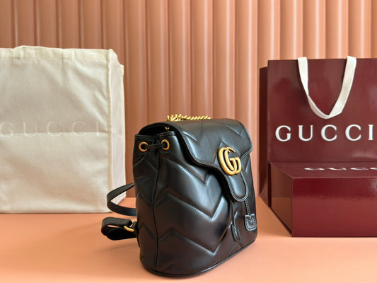 MARMONT BACKPACK 20 IN BLACK CALFSKIN GOLD HARDWARE