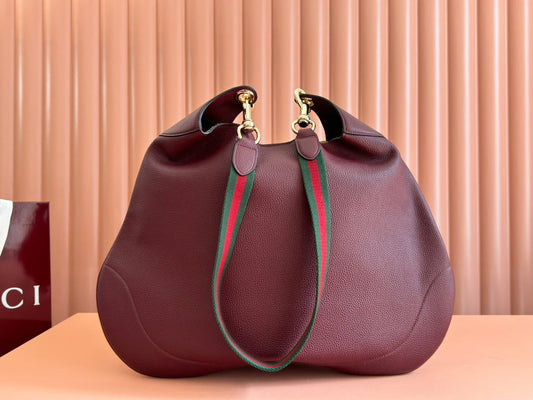 B LARGE SHOULDER BAG 49 IN ROSSO ANCORA RED CALFSKIN