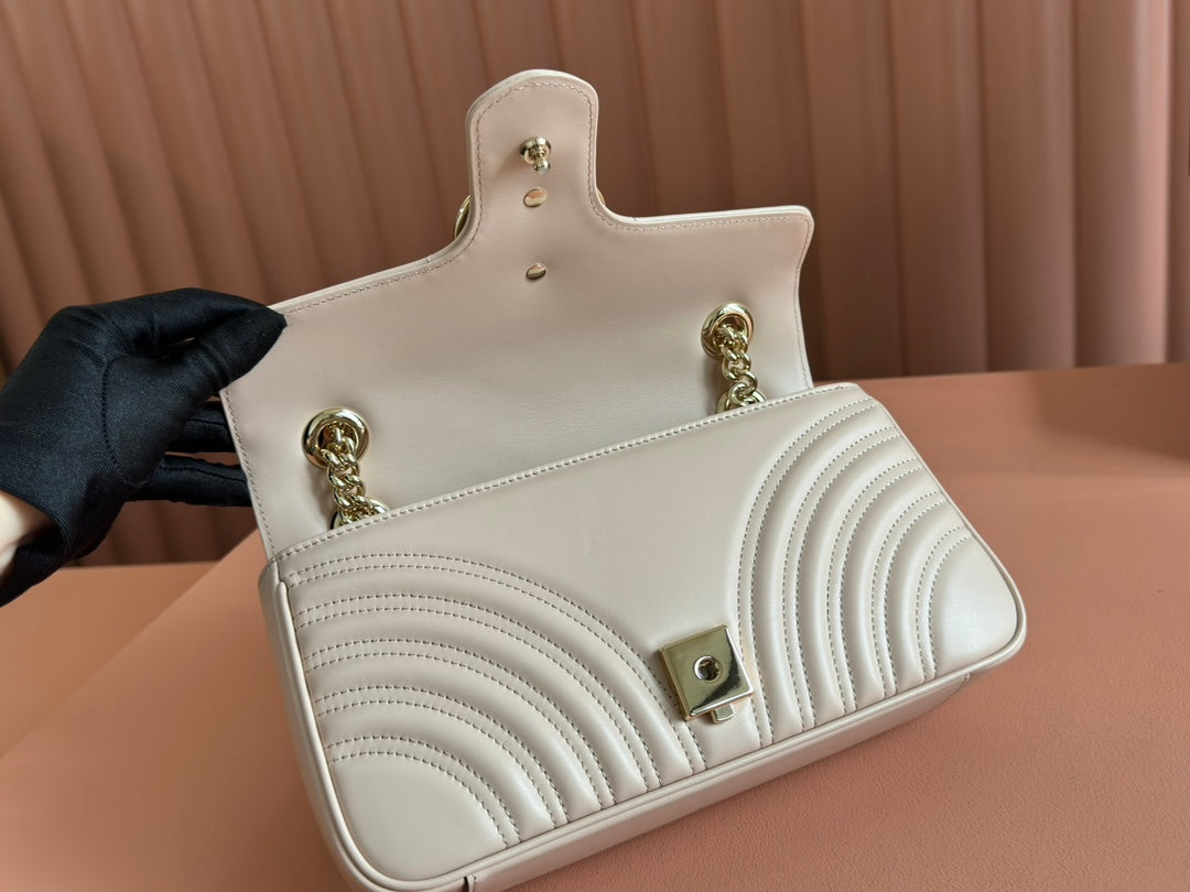 MARMONT MEDIUM SHOUDER BAG 26 IN LIGHT BEIGE CALFSKIN