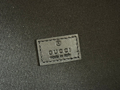 MEDIUM BACKPACK 42 IN BLACK GG CANVAS