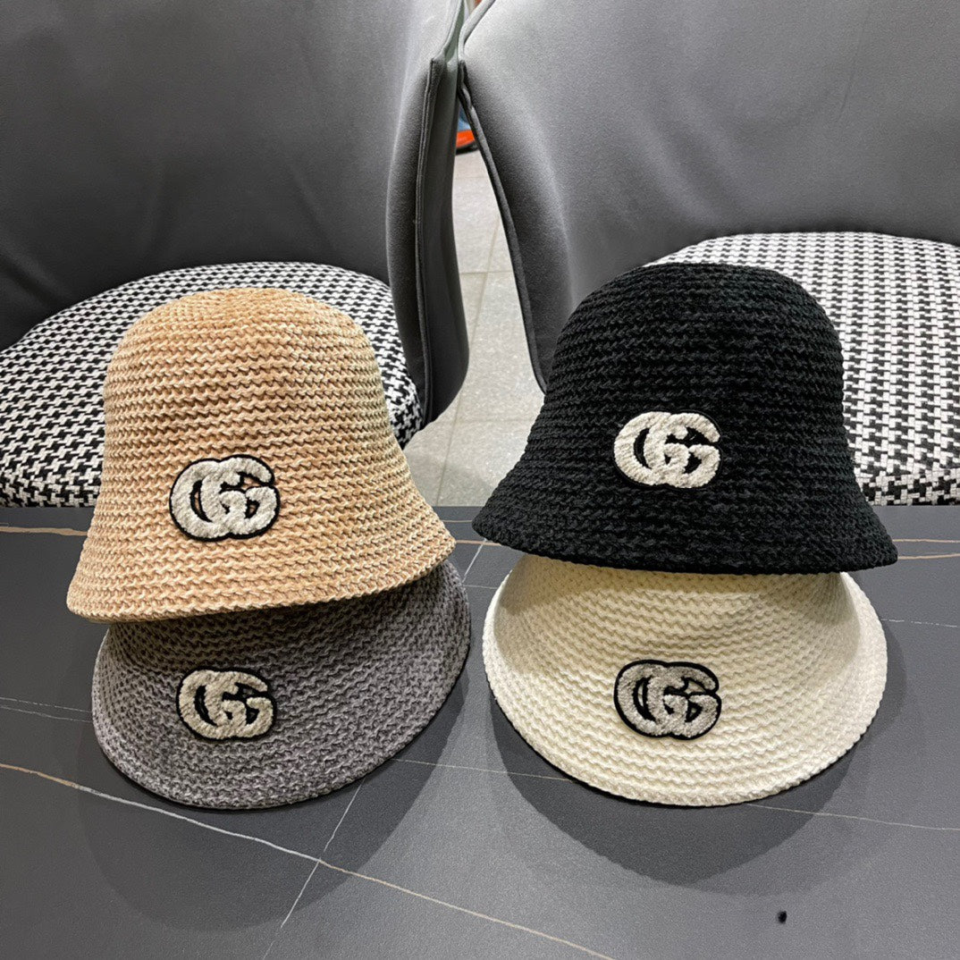 BUCKET HAT IN BLACK WOOL 389114