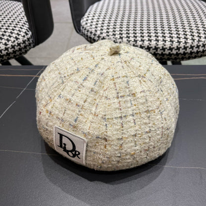 BERET HAT IN COSMIC LATTE BEIGE TWEED 434678