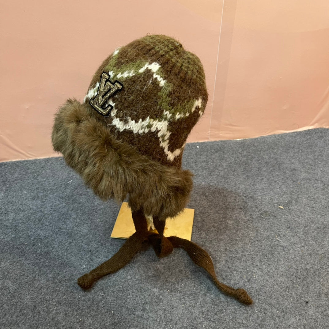KNITTED WOOL HAT COLORFUL 436581