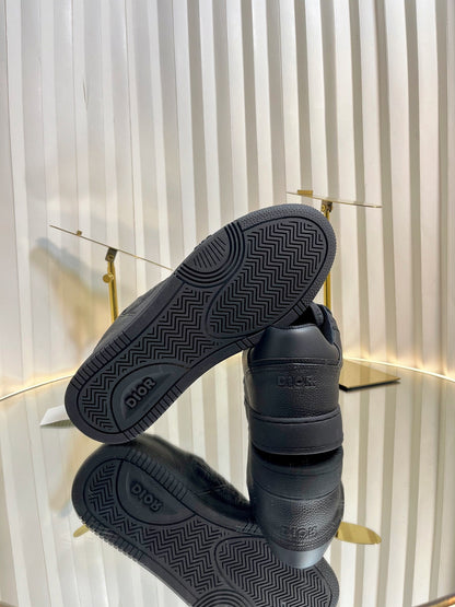 B27 LOW-TOP SNEAKER BLACK SMOOTH CALFSKIN