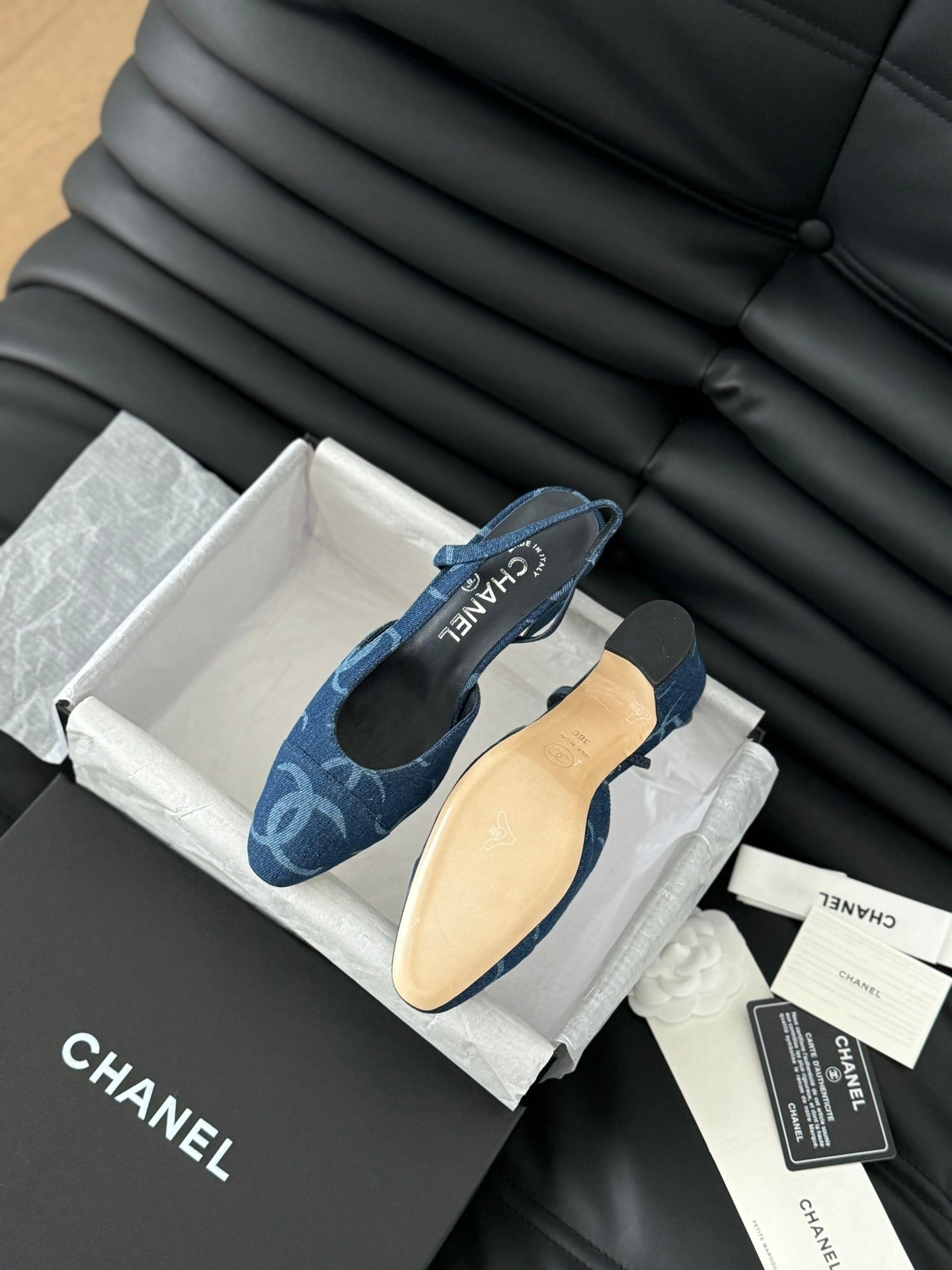 CLASSIC HIGH SLINGBACK NAVY BLUE CALFSKIN