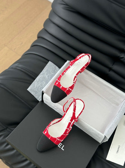 HIGH SLINGBACK IN CHERRY RED TWEED AND BLACK LAMBSKIN