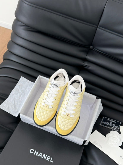 CC SNEAKER IN LIGHT YELLOW MIX WHITE EMBROIDERED LAMBSKIN