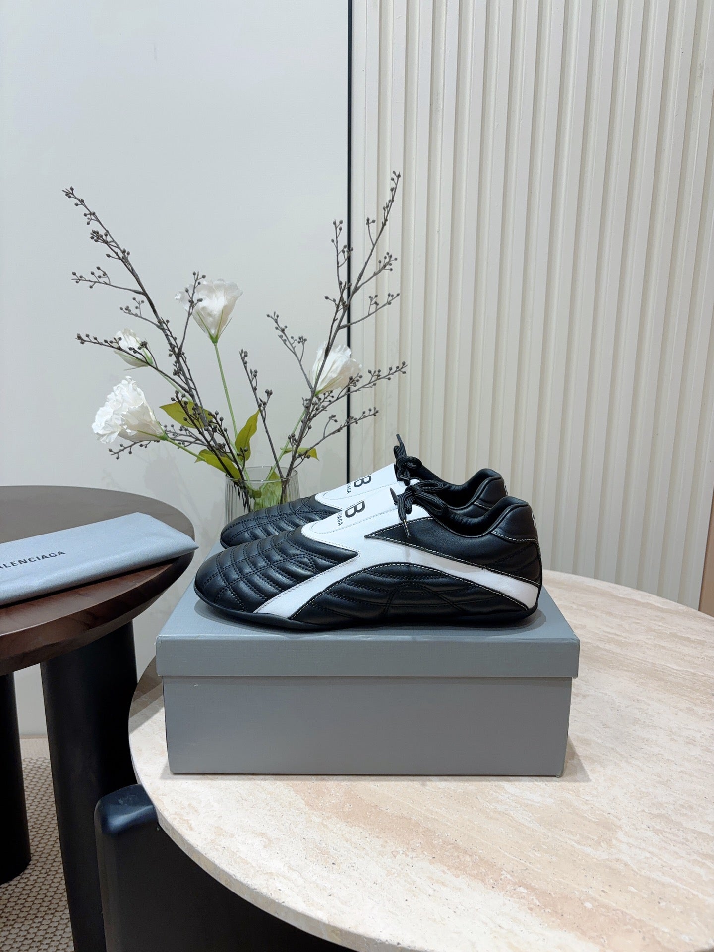 SOCCER SNEAKER IN BLACK MIX WHITE QUILTED LAMBSKIN