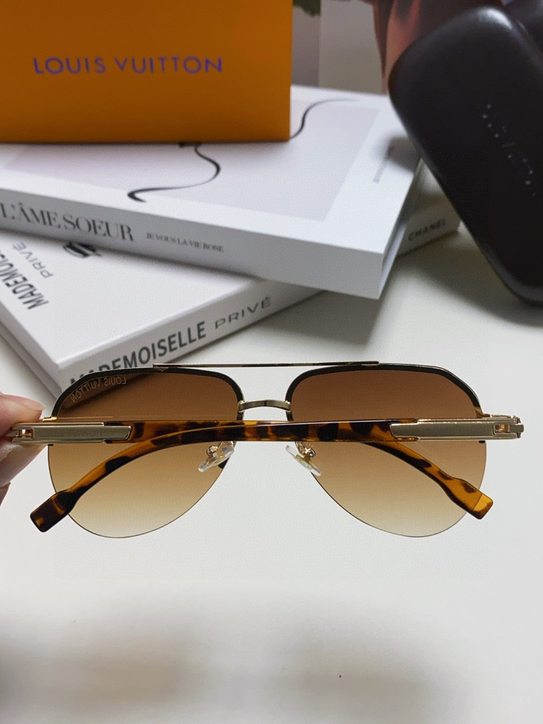 PILOT SUNGLASSES 582591 IN HAVANA METAL BROWN SMOKE LENSES