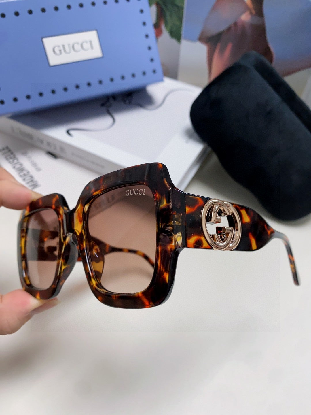 SQUARE FRAME SUNGLASSES GG0178S IN ACETATE EMBOSSED LOGO