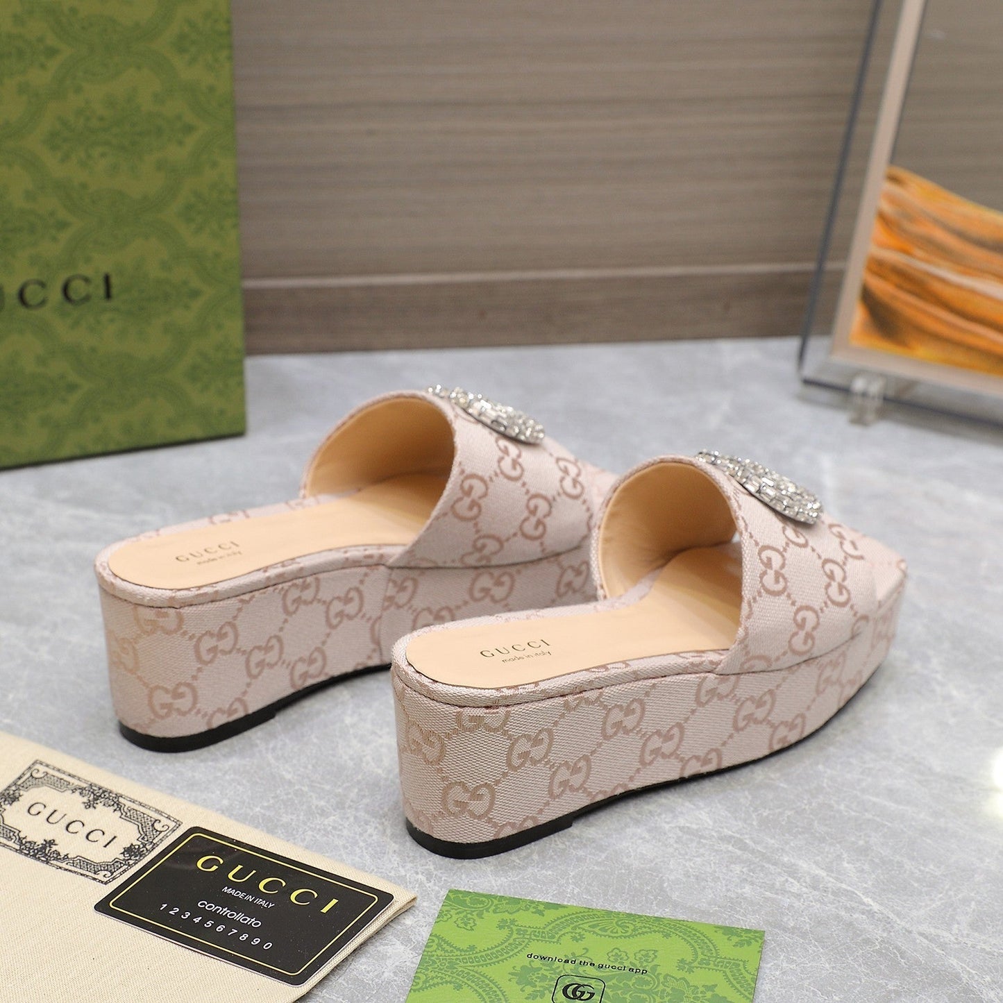 HIGH WEDGE PLATFORM WITH DOUBLE G IN ALMOND BEIGE CANVAS
