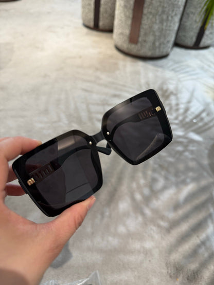 LOGO SQUARE SUNGLASSES 512016 IN BLACK ACETATE