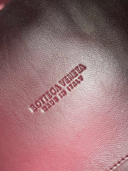 BV Small Parachute 21 Burgundy Lambskin Ghw