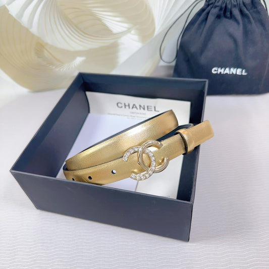 CC BELT 20 MM IN GOLD SMOOTH CALFSKIN GOLD HARDWARE ATTACH RHINSTONE