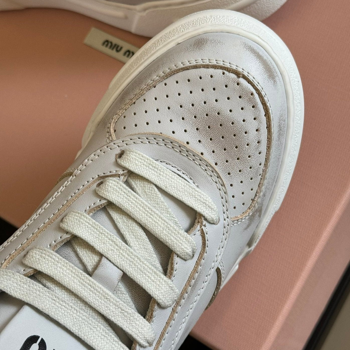 Frost Color Sneakers Calfskin