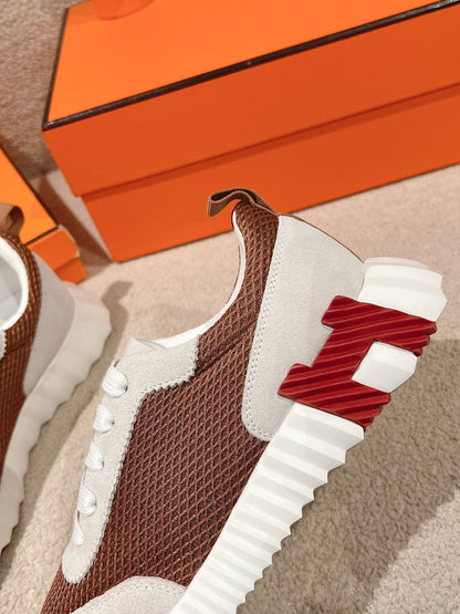 MAINLAND SNEAKER IN PALE GRAY SUEDE AND CARAMEL BROWN BREATHABLE MESH FABRIC