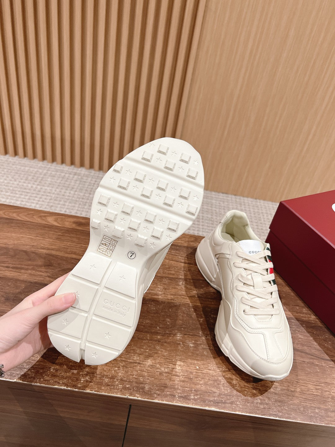 GG RHYTON TRAINER WHITE CALFSKIN WITH WEB LOGO