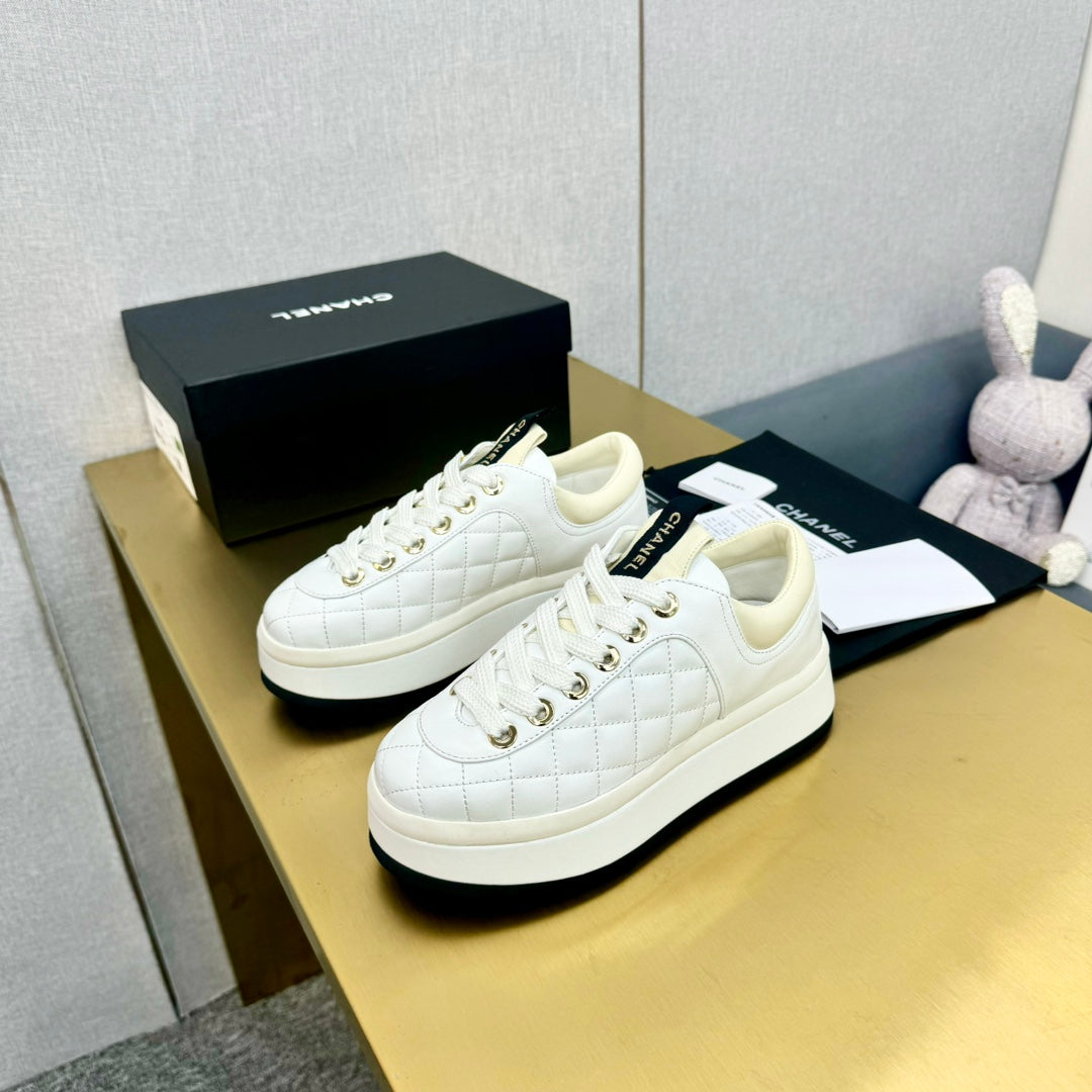 PLATFORM SHOES IN WHITE LAMBSKIN