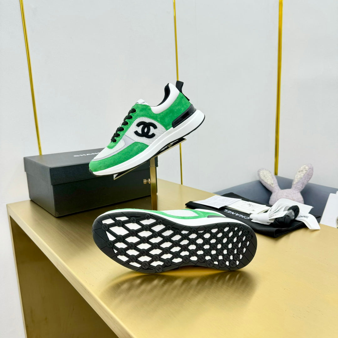 CLASSIC TRAINER IN GREEN MIX WHITE MERCERIZED VELVET