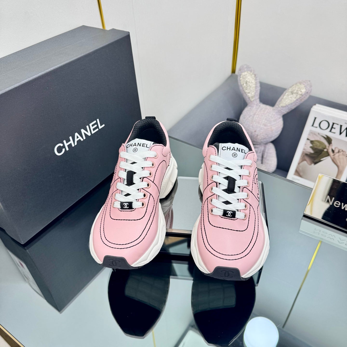 TRAINERS SNEAKER IN LIGHT PINK CALFSKIN WITH BLACK EMBROIDERED