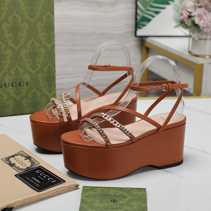 WEDGE PLATFORM IN CINNAMON BROWN SHEEPSKIN