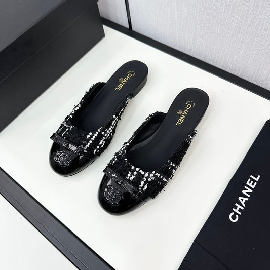 BOW MULE IN BLACK MIX WHITE FUR AND CALFSKIN