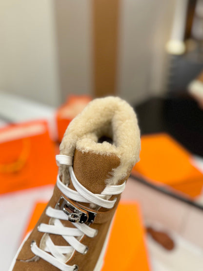 CHEALSEA BOOTS IN BRONZE BROWN SUEDE AND FLEECE LINING