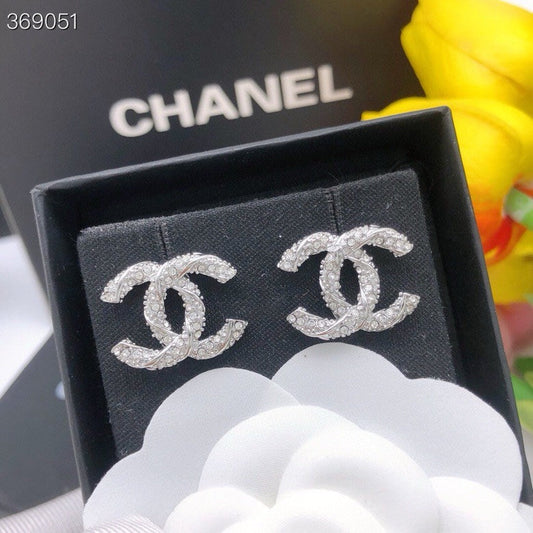 STUD EARRINGS MINI DOUBLE C TWISTED IN SILVER DIAMOND