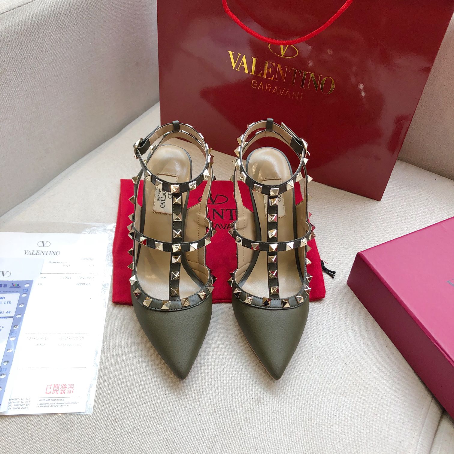 ROCKSTUD MOSS GREEN METALLIC CALFSKIN ANKLE STRAP HIGH SANDAL
